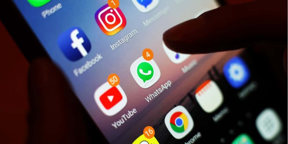 UK Force Social Media Giants To Remove Extremist Material Within 24 Hours!