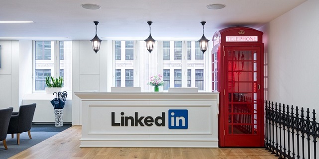 Linkedin Starts Its Original Journalism Content!